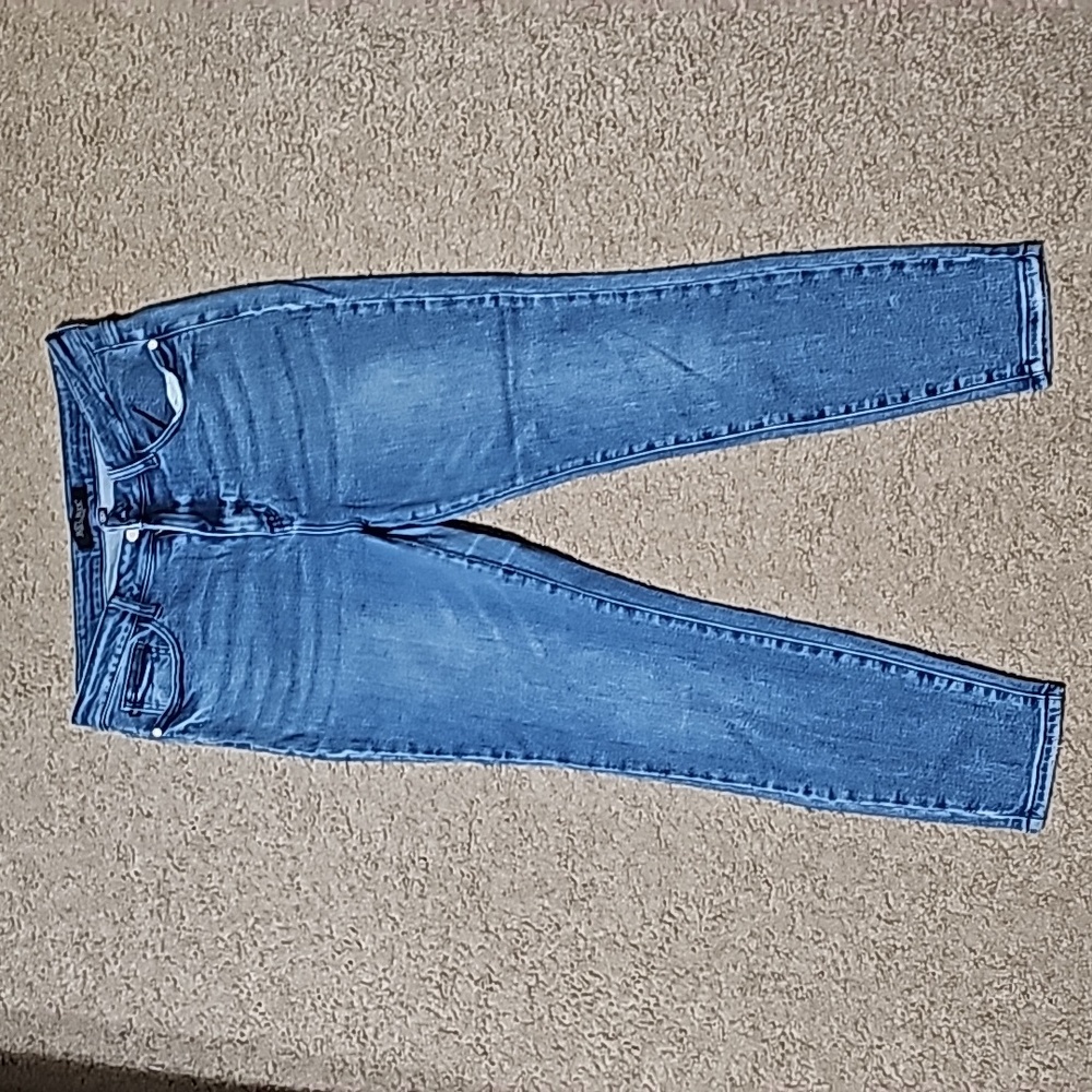 Judy Blue Non Distressed Jeans